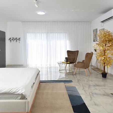 Apartmán הסויטות של פולי Manot Exteriér fotografie