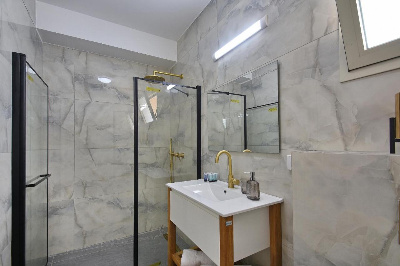 Apartmán הסויטות של פולי Manot Exteriér fotografie